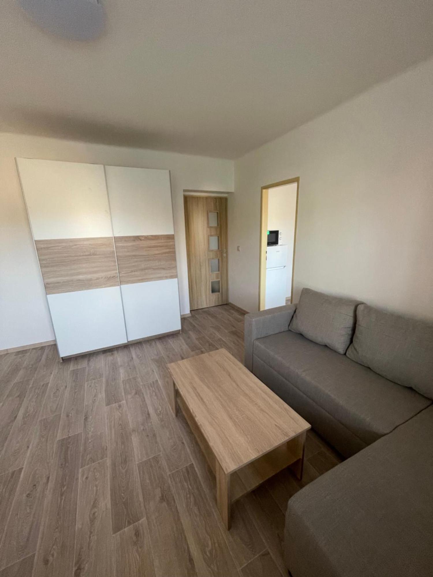 Apartmany Ferie Дечин Екстериор снимка
