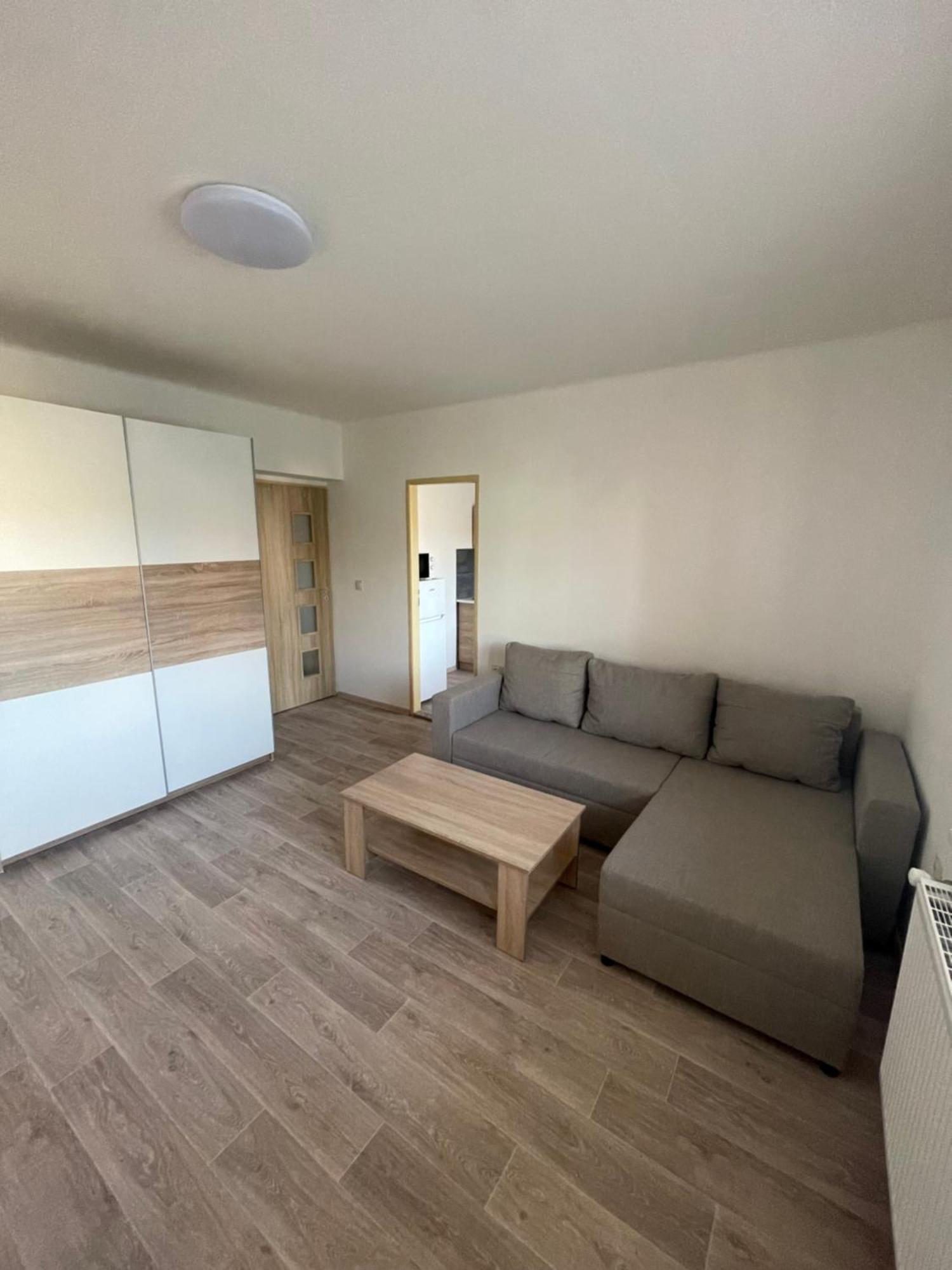 Apartmany Ferie Дечин Екстериор снимка