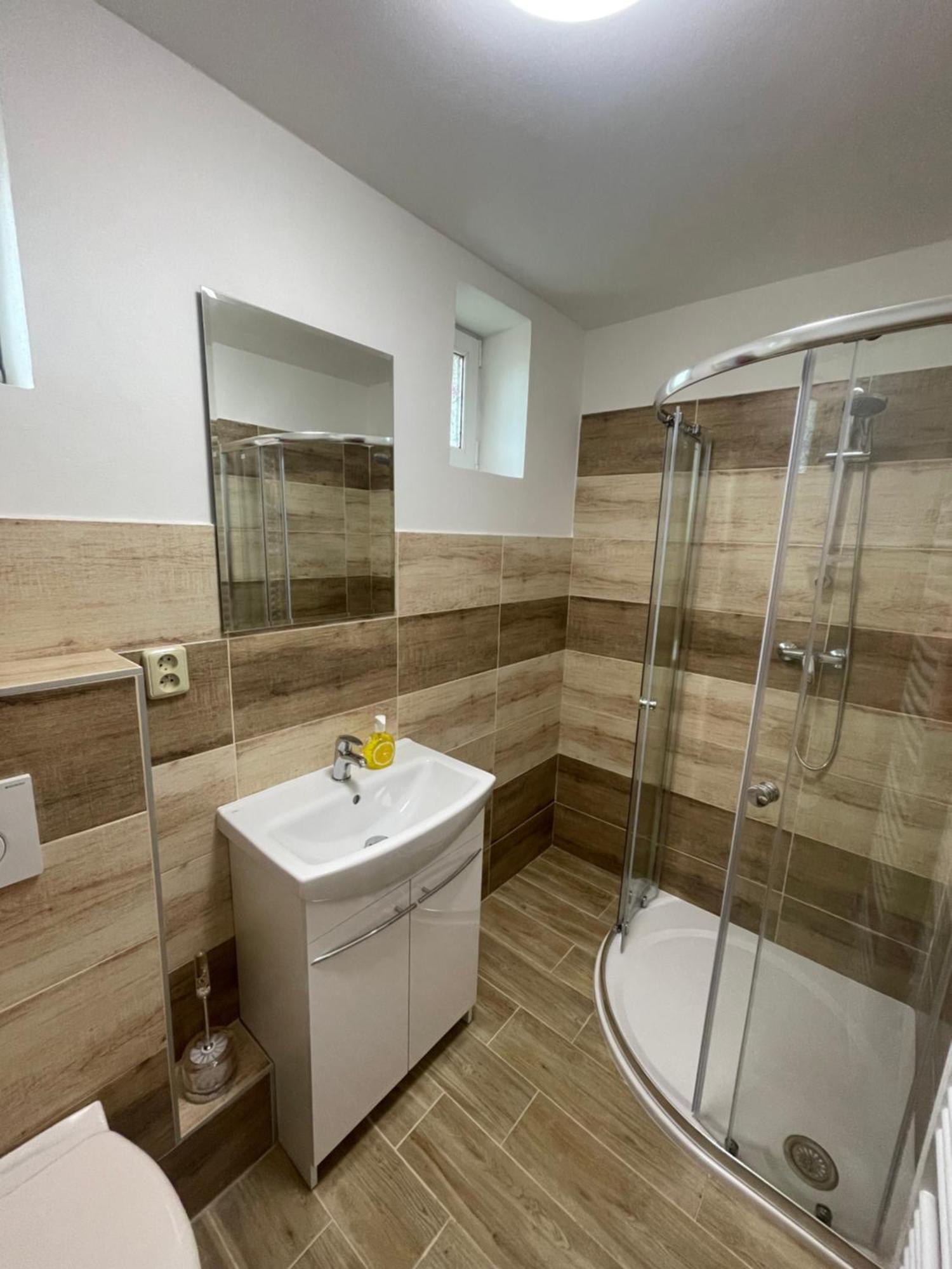 Apartmany Ferie Дечин Екстериор снимка