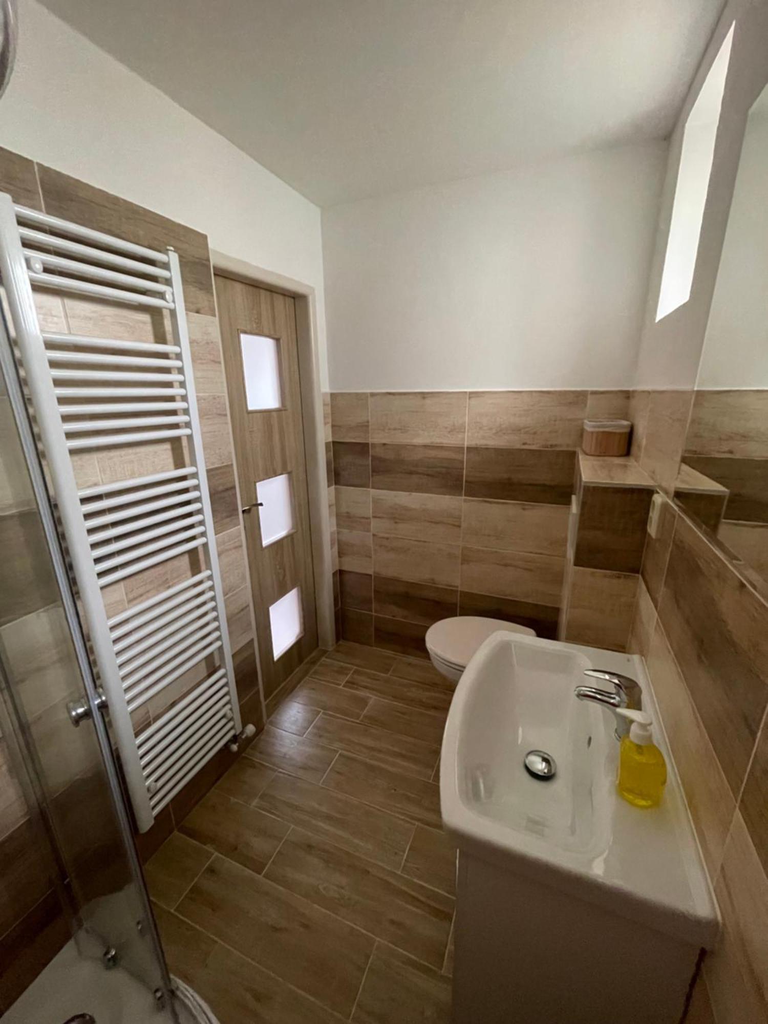 Apartmany Ferie Дечин Екстериор снимка