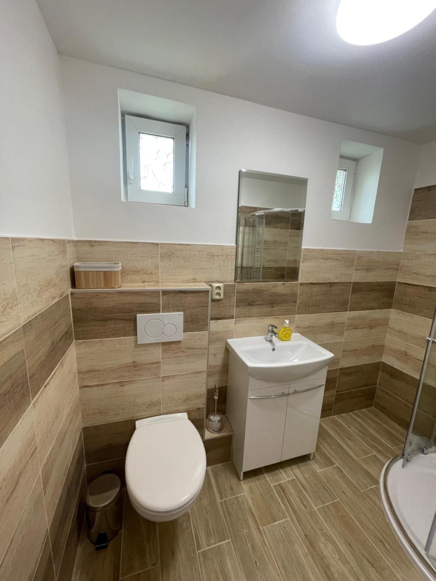 Apartmany Ferie Дечин Екстериор снимка