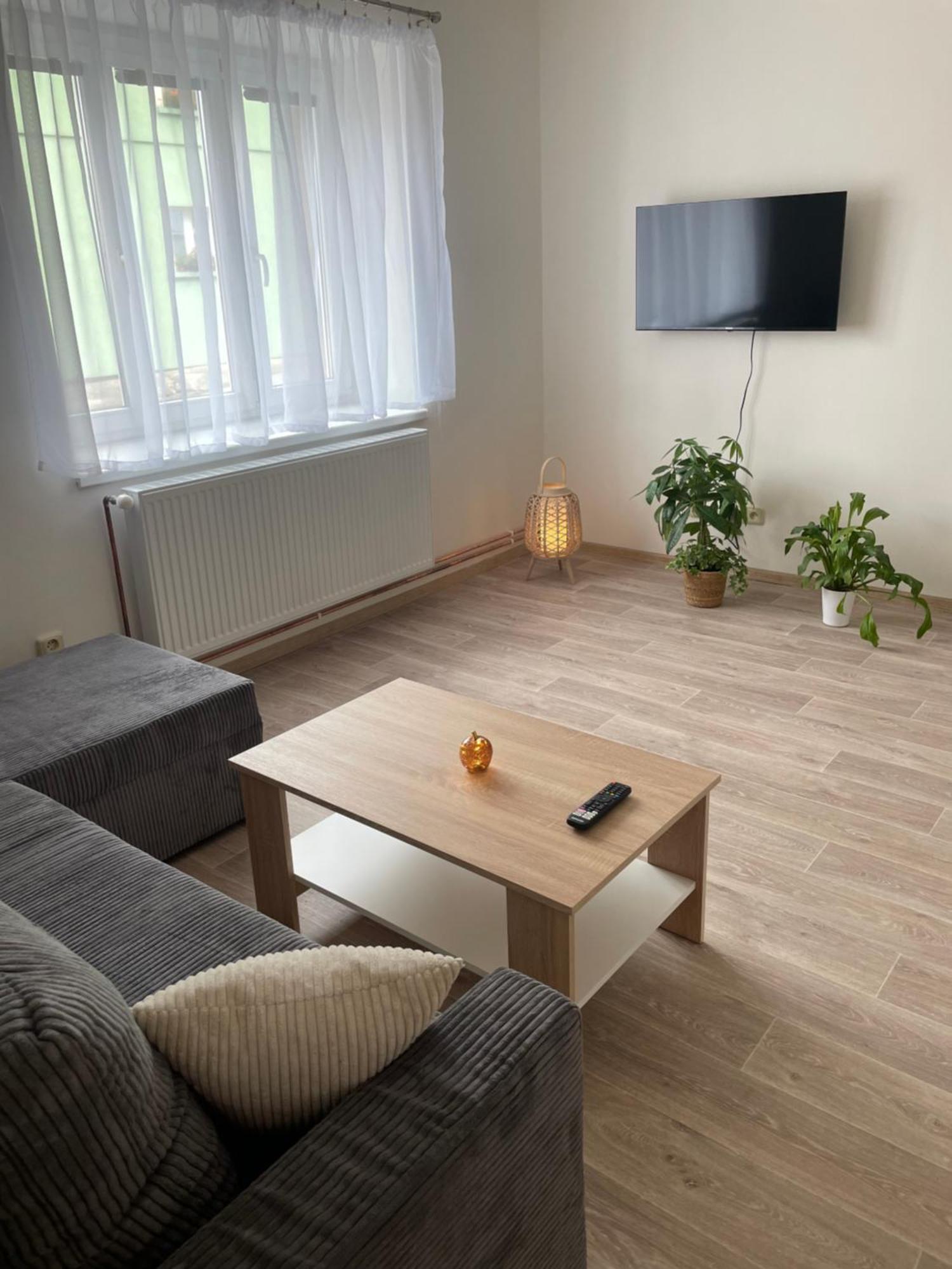 Apartmany Ferie Дечин Екстериор снимка