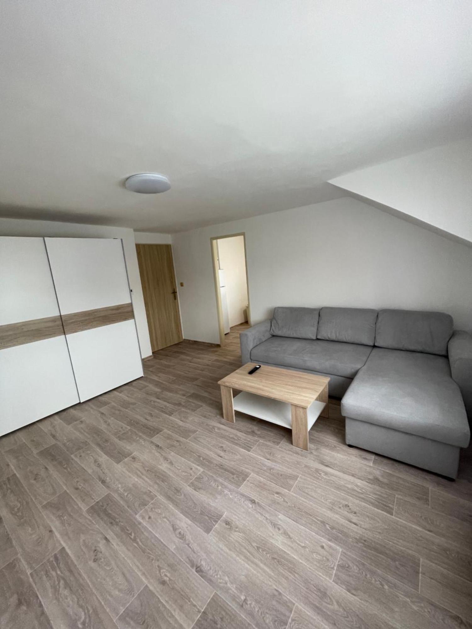 Apartmany Ferie Дечин Екстериор снимка