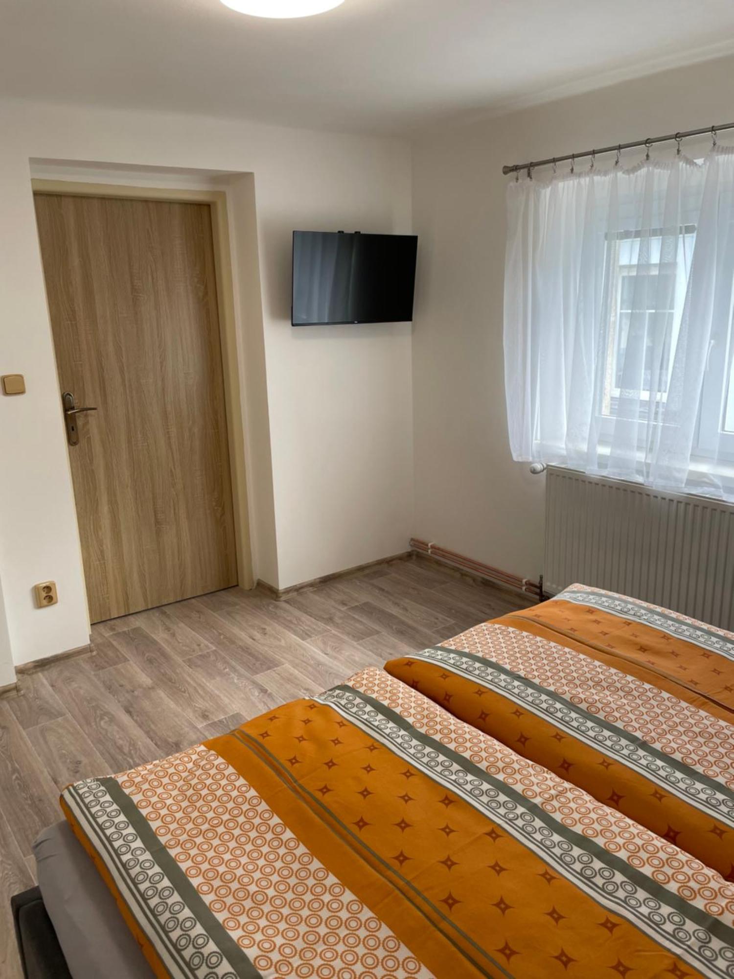 Apartmany Ferie Дечин Екстериор снимка